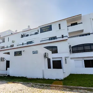 magna-oura.hotelaalgarve.com/