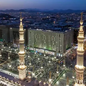  فندق مكارم أجنحة اطلالة الحرم المملكة العربية السعودية